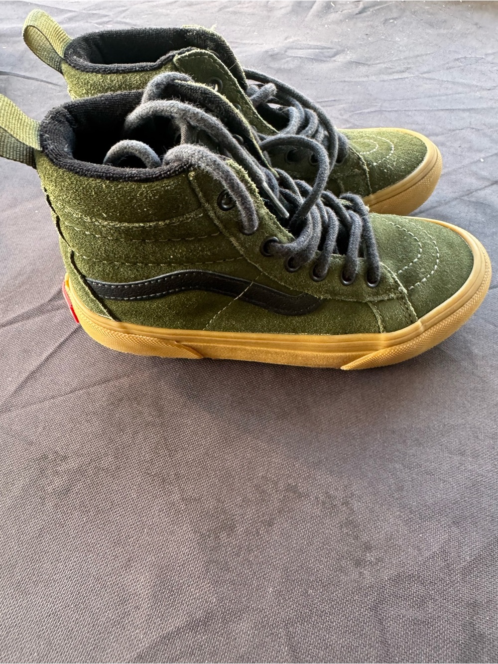 Vans Kids Olive Green High-Top Sneakers with Gum Sole